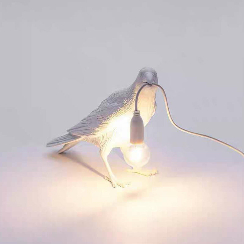 Bird Design Table Lamp Decorative Bedside Desk Lamp Artistic Ambient Light
