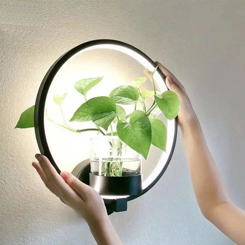 Botanical Wall Light with Planter – Modern Wall Lamp for Stylish Indoor Lighting