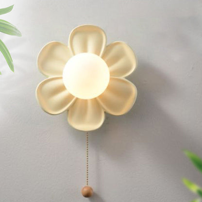 Flower LED Wall Light Artistic Compact Decorative Indoor Wall Lamp