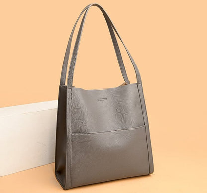 Handcrafted Casual Shoulder Bag with Adjustable Strap Large Capacity Everyday Crossbody Handbag