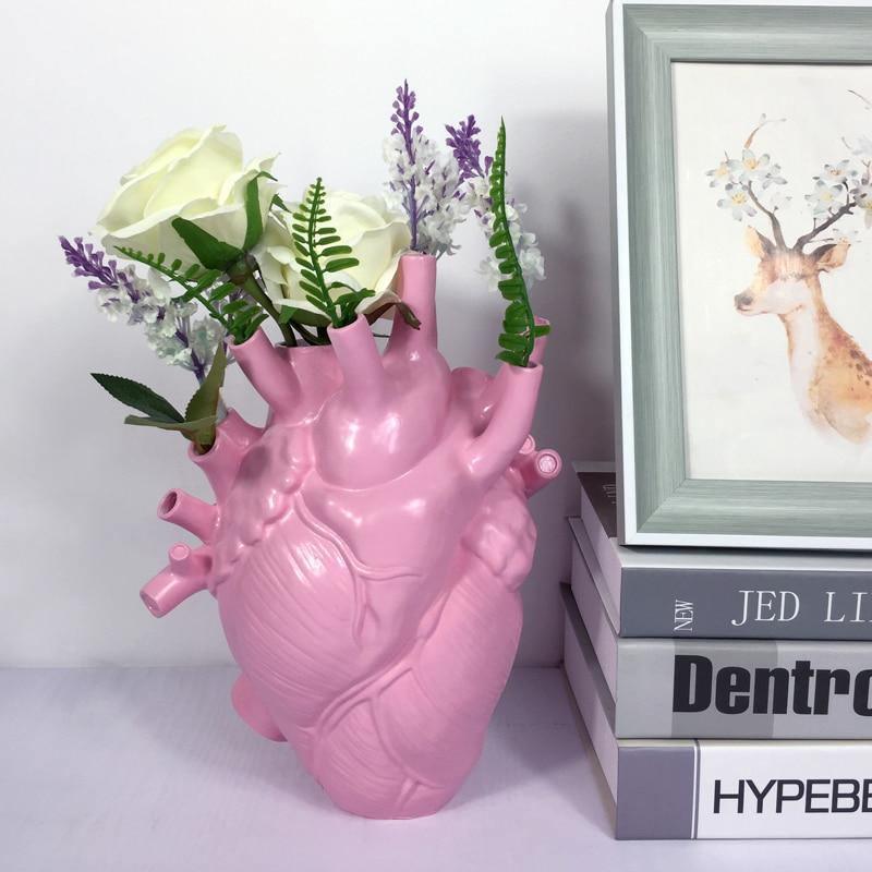 Heart Anatomy Vase Resin Decorative Sculpture Artistic Accent