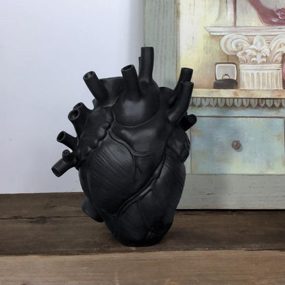 Heart Anatomy Vase Resin Decorative Sculpture Artistic Accent