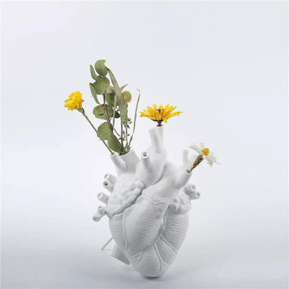 Heart Anatomy Vase Resin Decorative Sculpture Artistic Accent