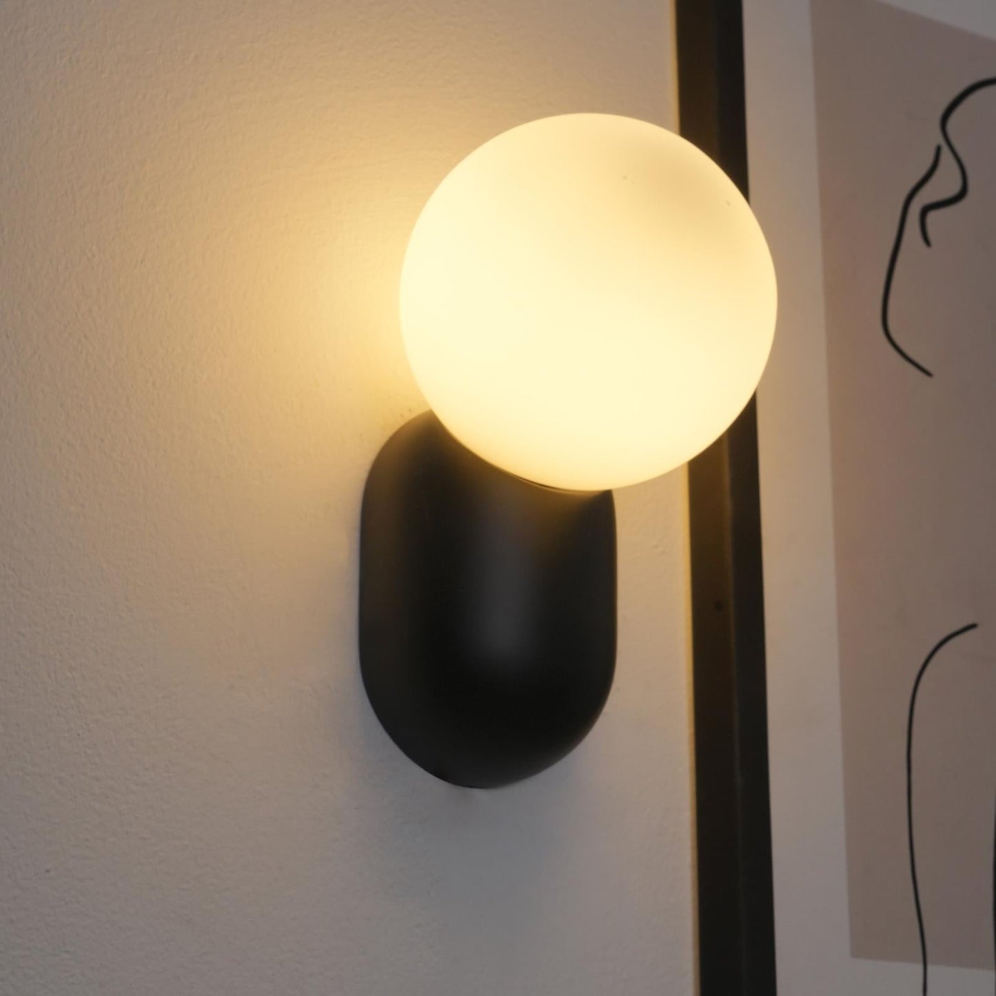 Modern Resin LED Wall Lamp Elegant Energy Efficient Wall Lighting