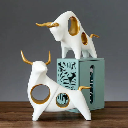 Symbolic Bull Figurine Resin Bull Sculpture European Style Home Decor